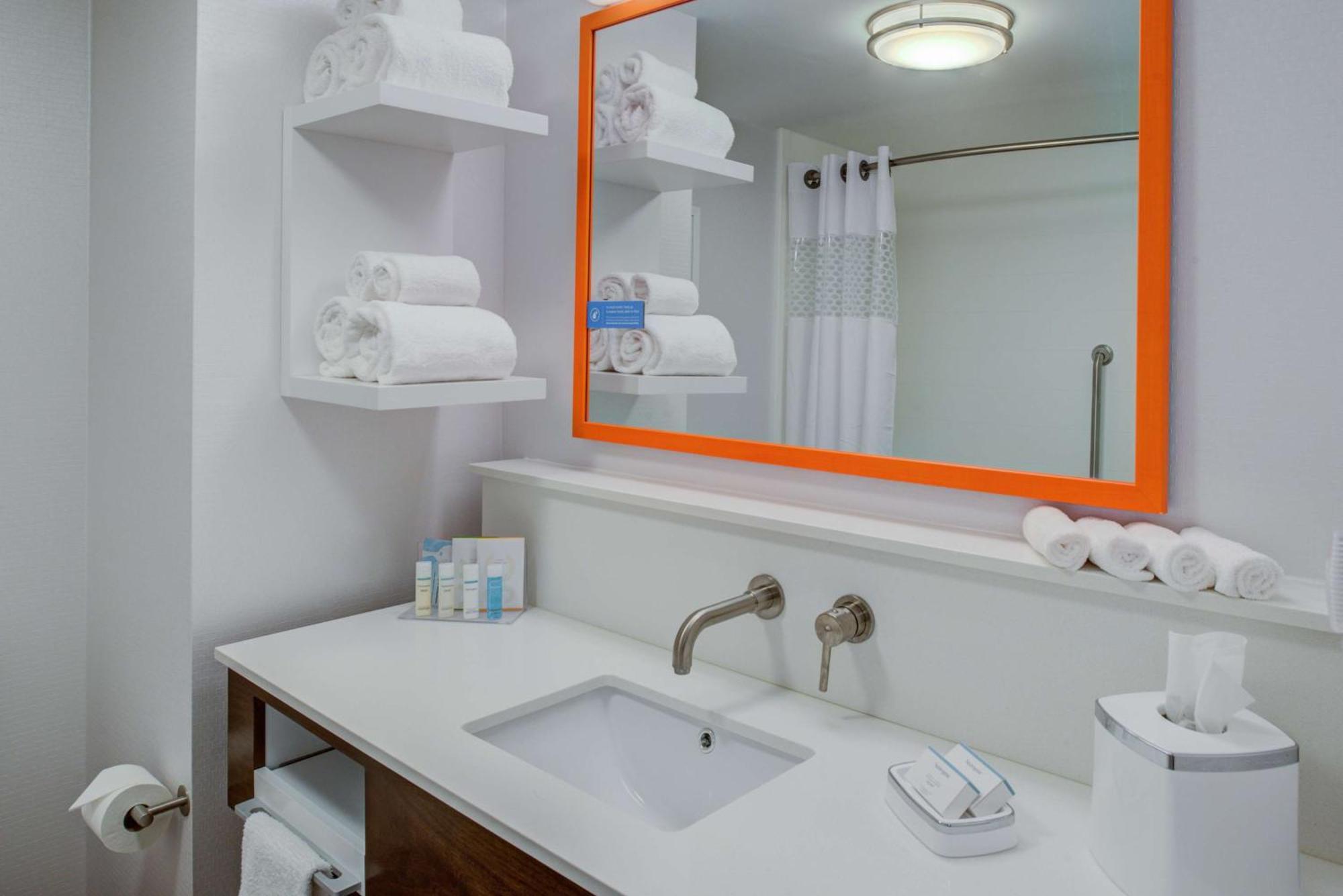 Hampton Inn & Suites Wixom/Novi/Detroit, Mi Zewnętrze zdjęcie